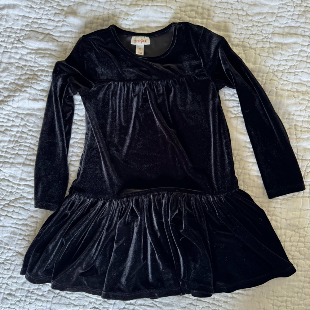 Cat & Jack black velvet long sleeved dress, 5T